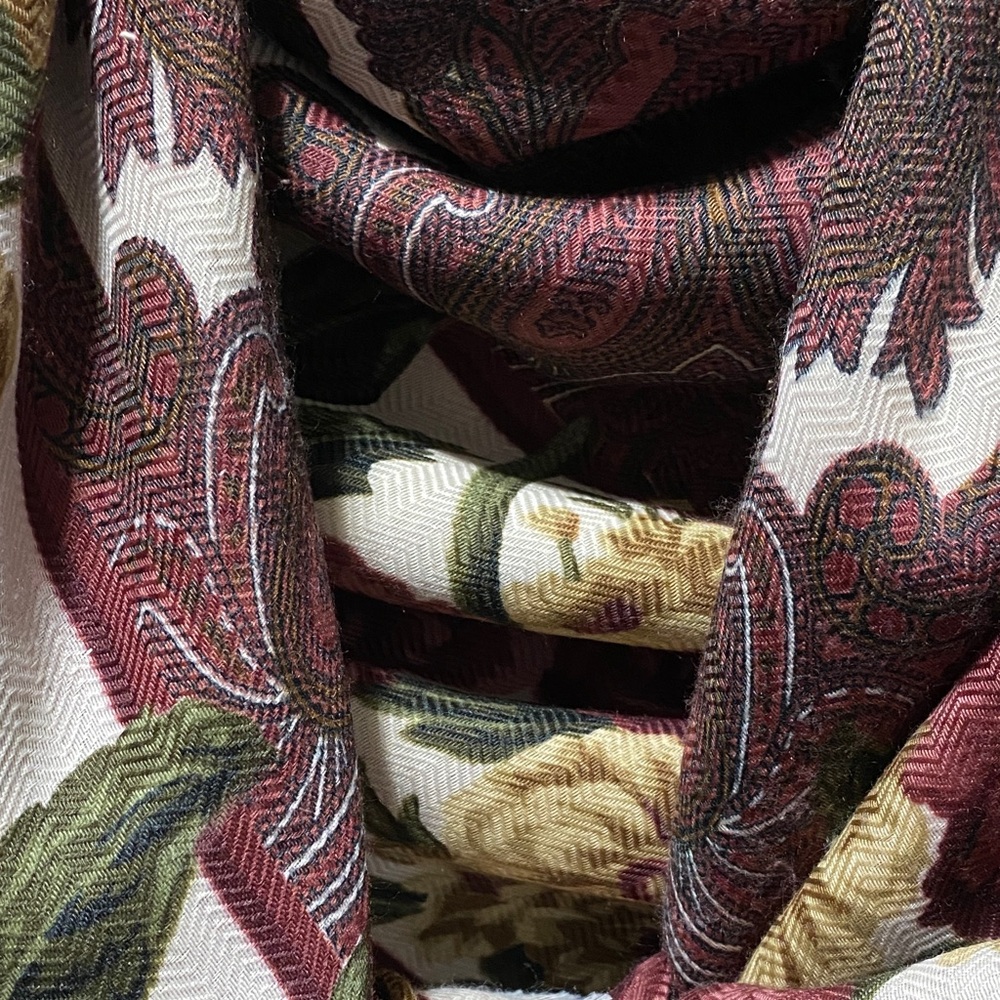 Bash’s Scarves Inc. vintage Floral Paisley Scarf in Burgundy green and Cream - Picture 8 of 16